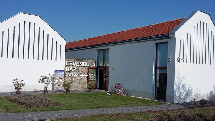 levendulahaz 700